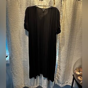 NWOT TORRID size 0 short sleeve black Fit & Flare Duster Cardigan